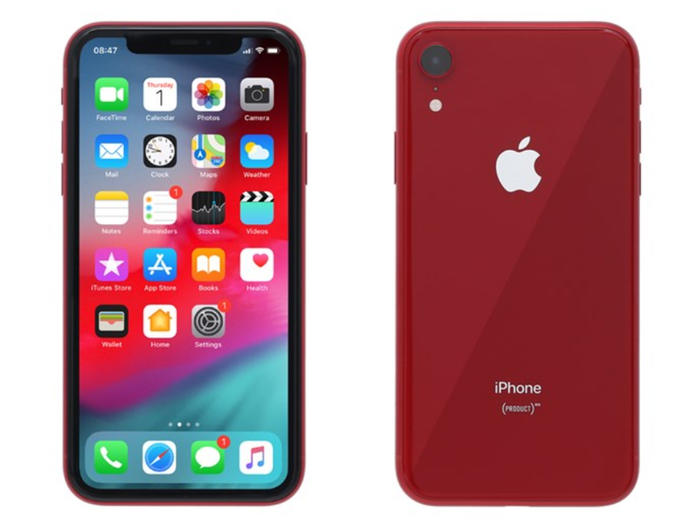 Mẫu điện thoại của mẹ bà chủ thẩm mỹ viện Mailisa. Ảnh: Thế giới di động