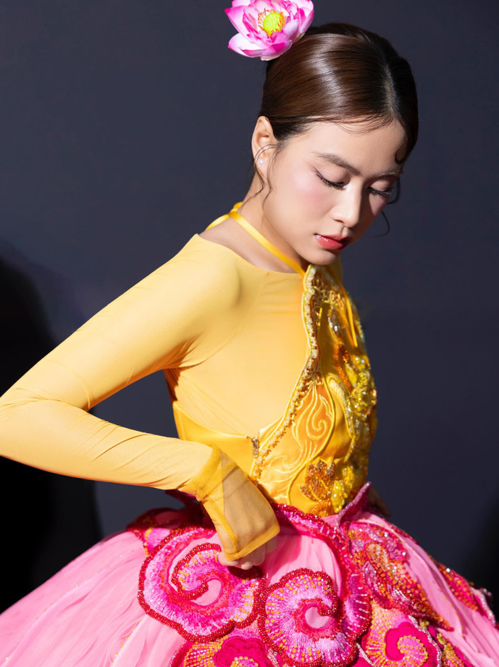 Hết hy vọng vào Hoàng Thùy Linh Ảnh 5