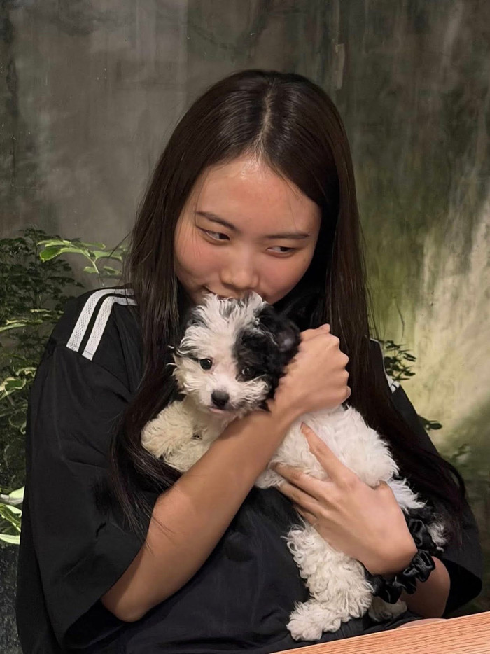 Phương Mỹ Chi tin dùng nồi cơm 2 triệu. Ảnh: FBNV