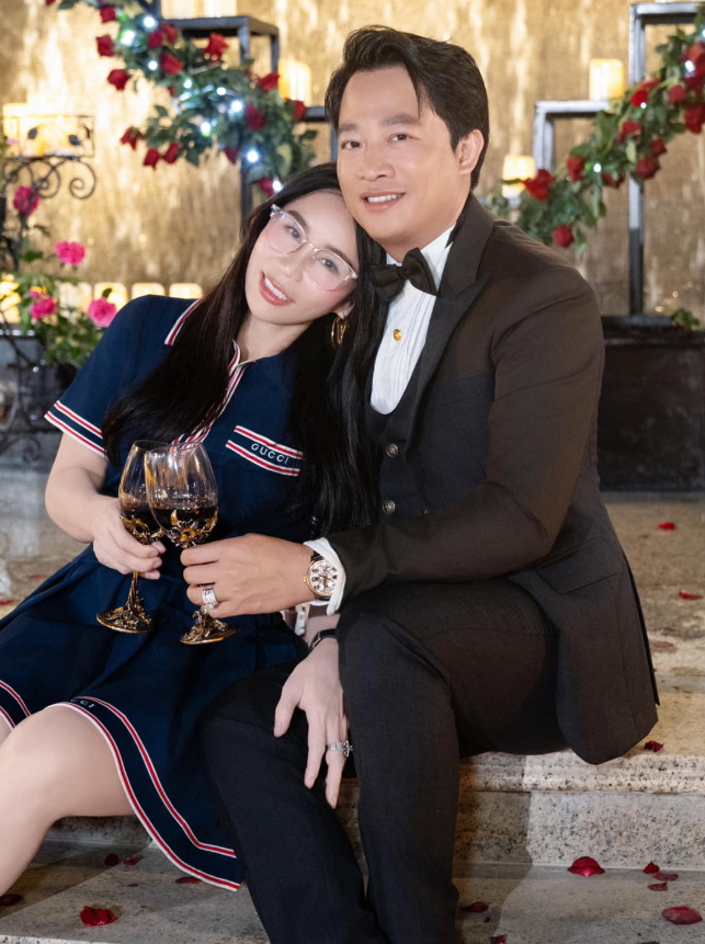 Vợ chồng bà chủ thẩm mỹ viện Mailisa. Ảnh: FBNV