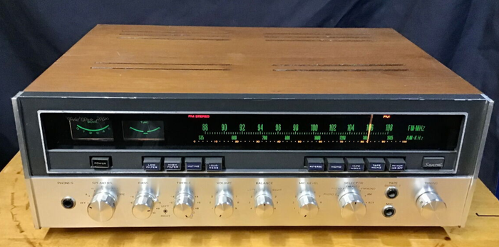 Mẫu ampli của chồng bà chủ thẩm mỹ viện Mailisa. Ảnh: canuck audio mart