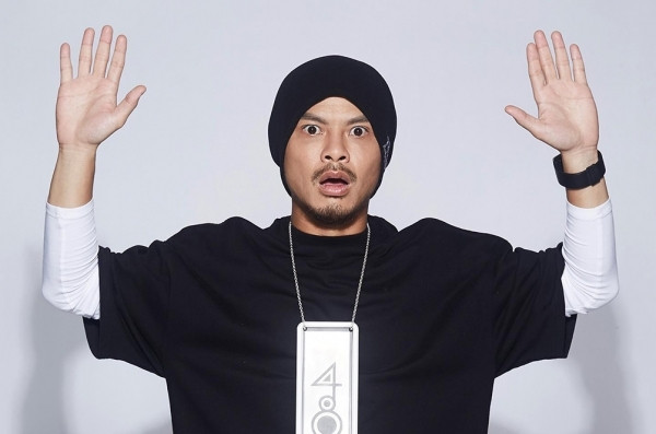 Namewee từng đến Việt Nam quay MV ca nhạc vào nhiều năm trước.
