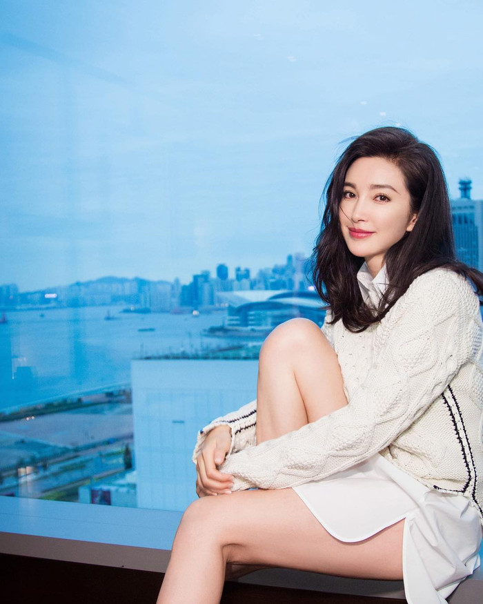 Mỹ nhân showbiz tuyên bố không kết hôn, lập di chúc để tài sản cho 2 cháu. (Ảnh IGNV)