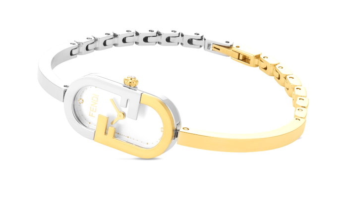 Dây đeo đồng hồ Fendi O'Lock Vertical của Mỹ Tâm. (Nguồn: watches-of-switzerland)