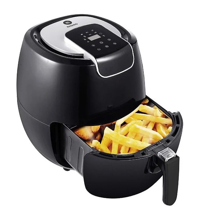 Nồi chiên không dầu của Thủy Tiên  còn được đánh giá cao về độ bền và tiện lợi khi vệ sinh. 