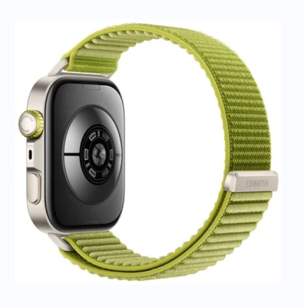 Dây đeo đồng hồ Huawei Watch Fit 4 Pro của Isaac được làm bằng nylon. (Nguồn: Huawei)