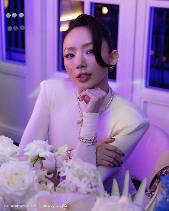 Mỗi lần xuất hiện, Tóc Tiên lại khiến công chúng 'đứng ngồi không yên' (Ảnh: FBNV).