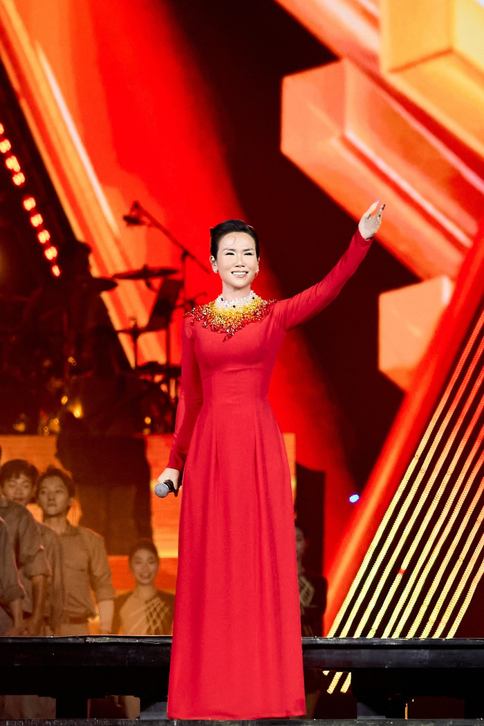 Võ Hạ Trâm thông báo về con số 'nghìn tỷ' gây xôn xao Ảnh 3