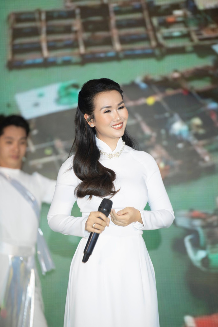 Võ Hạ Trâm thông báo về con số 'nghìn tỷ' gây xôn xao Ảnh 5