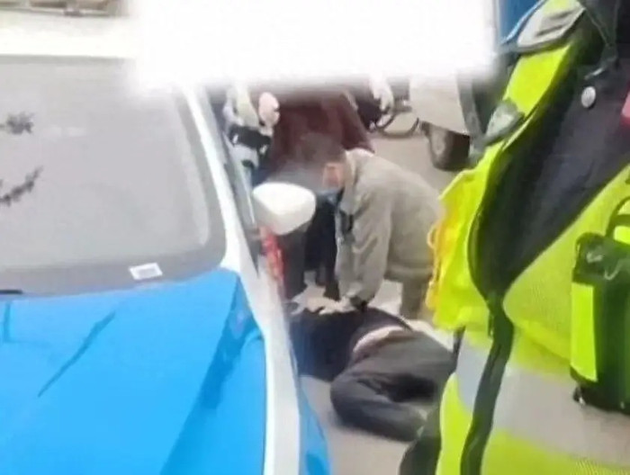 Cãi nhau với khách hàng về 23 nghìn đồng tiền taxi, nam tài xế phát bệnh tử vong tại chỗ Ảnh 1