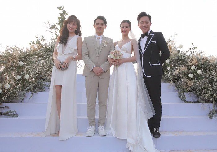 Vợ chồng Trấn Thành từng đến đám cưới Đông Nhi. (Ảnh FBNV)