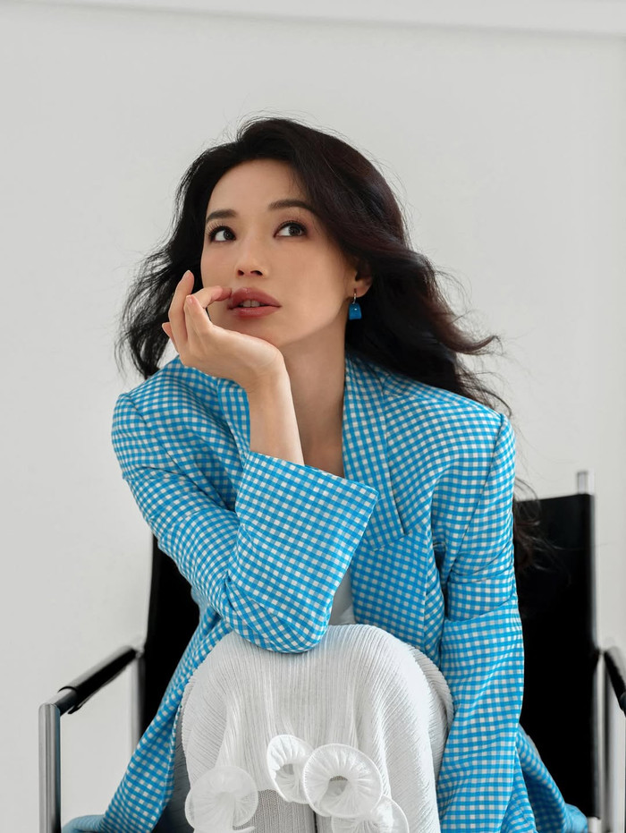 Thư Kỳ đã vô cùng nỗ lực để có sự nghiệp hiện tại. Ảnh: IGNV