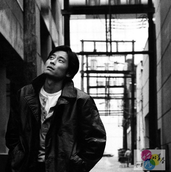 Nam ca sĩ từng biến mất khỏi showbiz nghi do bị đầu độc, nay xuất hiện với diện mạo già nua ở tuổi 63 Ảnh 2