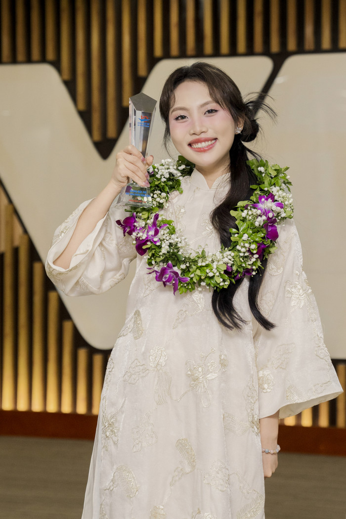 Cái kết mỹ mãn cho Phương Mỹ Chi Ảnh 3