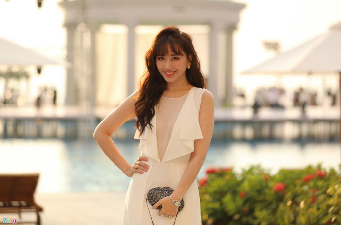 Vợ Trấn Thành từng đeo đồng hồ 144 triệu khi đi sự kiện. Ảnh: Zing