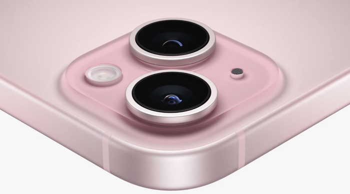 Camera iPhone 15 Plus của Hòa Minzy. (Nguồn: mashable)
