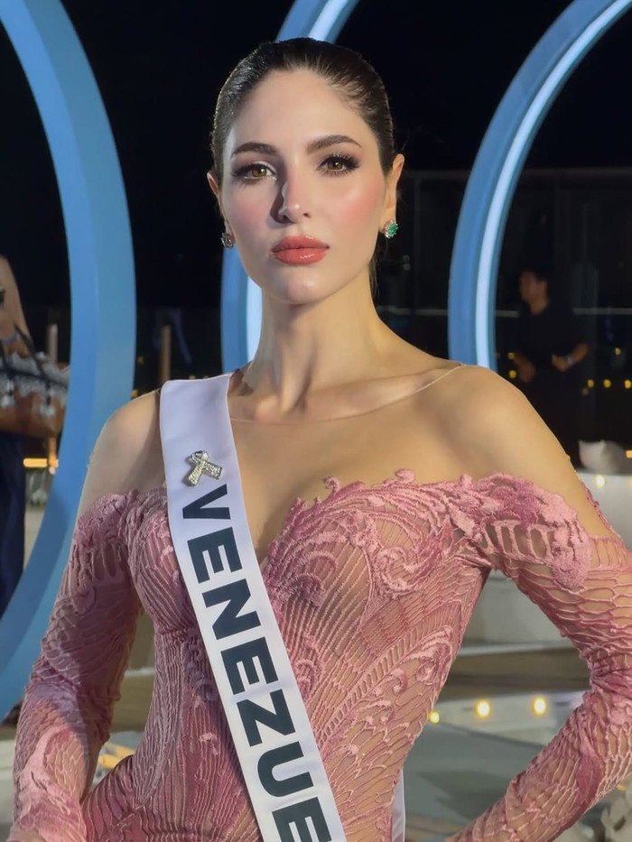 Stephany được khen ngợi vì nhan sắc xinh đẹp, nóng bỏng. Ảnh: IGNV