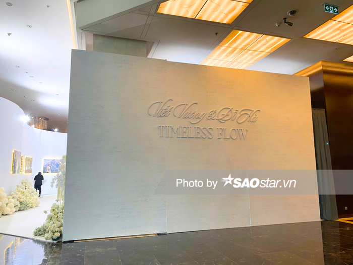 Khung check-in được chuẩn bị chu đáo, chỉn chu tại đám cưới của Đỗ Thị Hà. (Ảnh: Phương Thảo - Đặng Huyền)