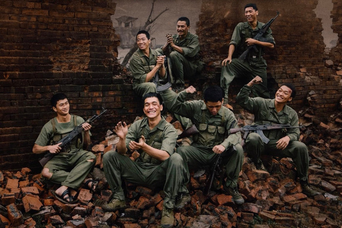 10 phim điện ảnh Việt ăn khách nhất 2025: Mưa Đỏ bỏ xa phim của Trấn Thành Ảnh 2