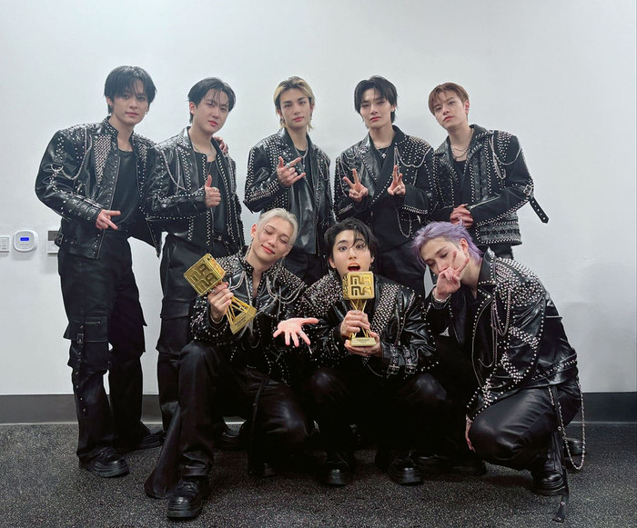 Rosé lập kỷ lục chưa từng có trên bảng xếp hạng âm nhạc danh giá nhất thế giới Ảnh 5