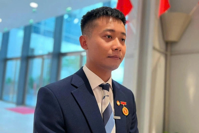 Quang Linh Vlogs 'biến mất' trên mạng xã hội.