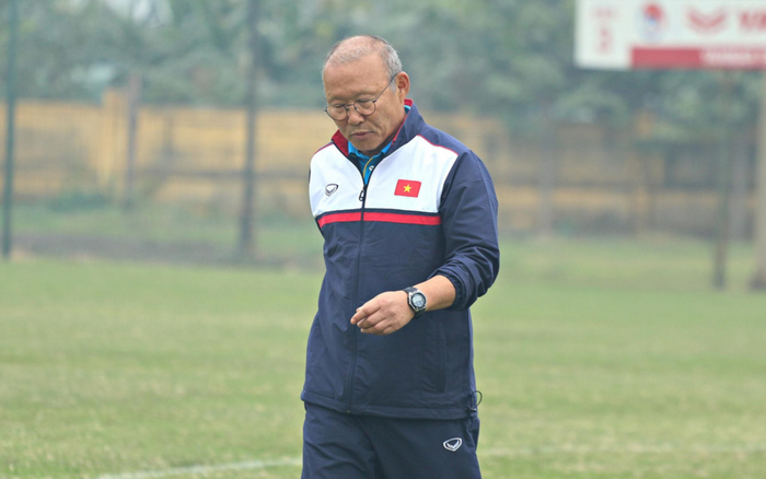 HLV Park Hang Seo thường xuyên sử dụng chiếc đồng hồ Casio trên sân tập khi còn dẫn dắt đội tuyển Việt Nam.