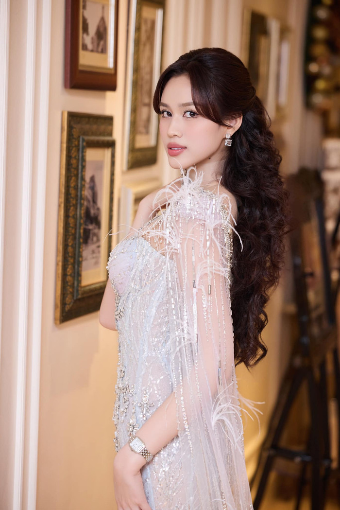 Sản phẩm mà Đỗ Thị Hà tin tưởng lựa chọn có bảng thành phần giàu dưỡng chất thiên nhiên. Ảnh: FBNV