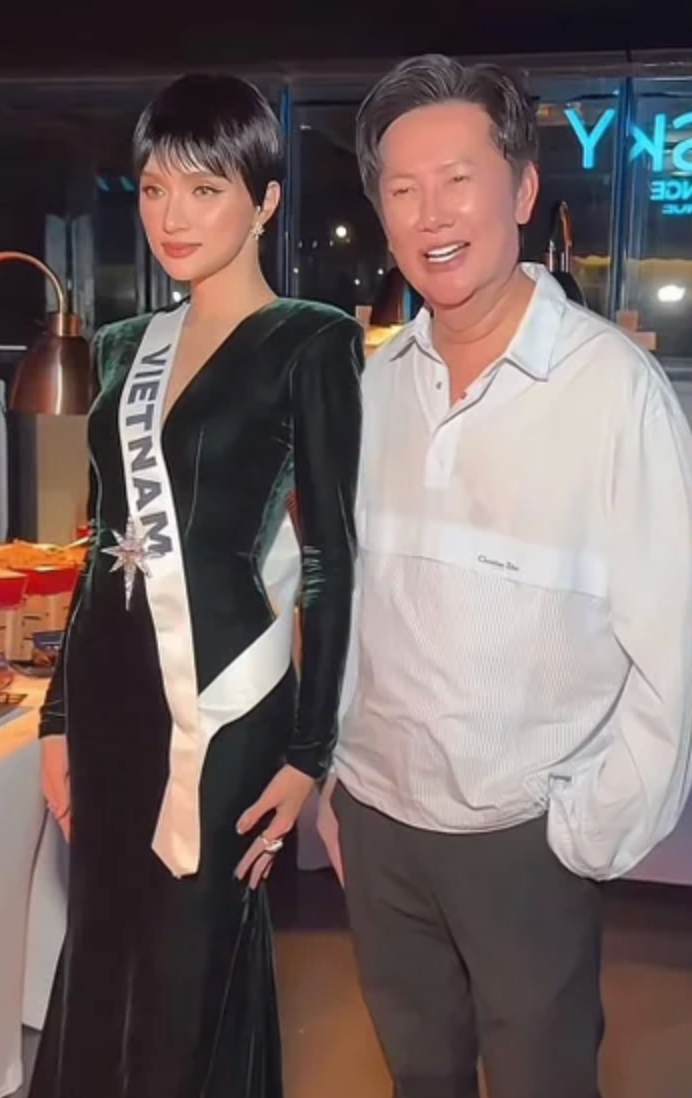 Chủ tịch MGI là ông Nawat từng nhiều lần bày tỏ sự yêu mến dành cho Hương Giang. Ảnh chụp màn hình