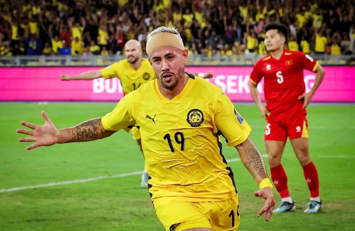 FIFA vẫn tiếp tục điều tra các trận đấu của tuyển Malaysia. Ảnh: FAM