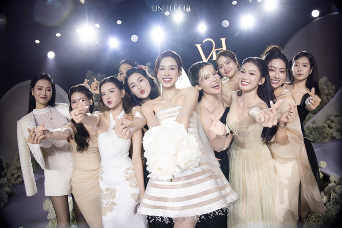 Á hậu Phương Nga vắng mặt trong đám cưới Đỗ Thị Hà. (Ảnh FBNV)