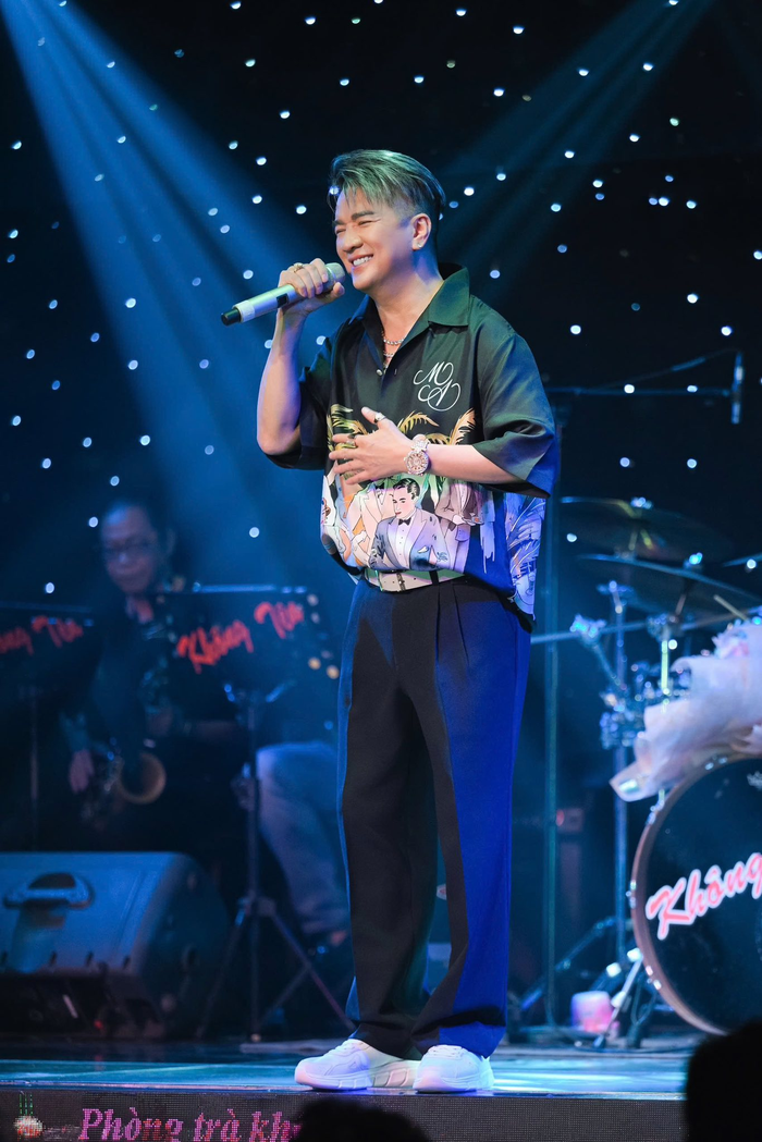 Đàm Vĩnh Hưng đã chia sẻ đoạn clip đời thường giản dị, chạm đến trái tim của khán giả.