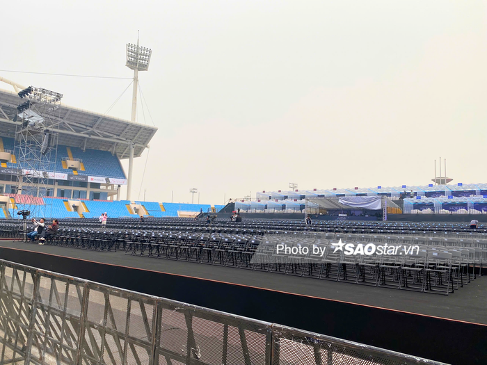 Khu vực ghế ngồi tại liveshow của Mỹ Tâm được chuẩn bị chu đáo.