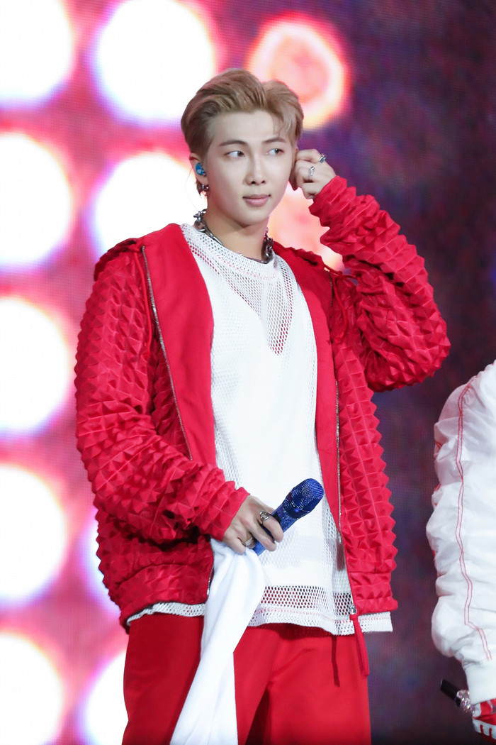 Con đường tái hợp của BTS không trải hoa hồng Ảnh 6