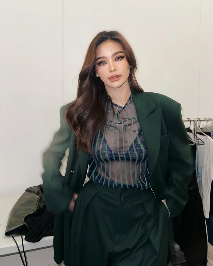 Engfa luôn giữ được sự sang trọng nhờ lựa chọn chất liệu tinh tế, kiểu dáng khéo léo.