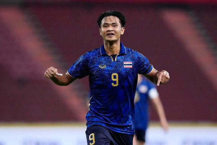 Chiến thắng 3-0 trước Singapore ở lượt trận cuối bảng A giúp U22 Thái Lan giành trọn 6 điểm và có ngôi đầu bảng một cách thuyết phục. Ảnh: FAT
