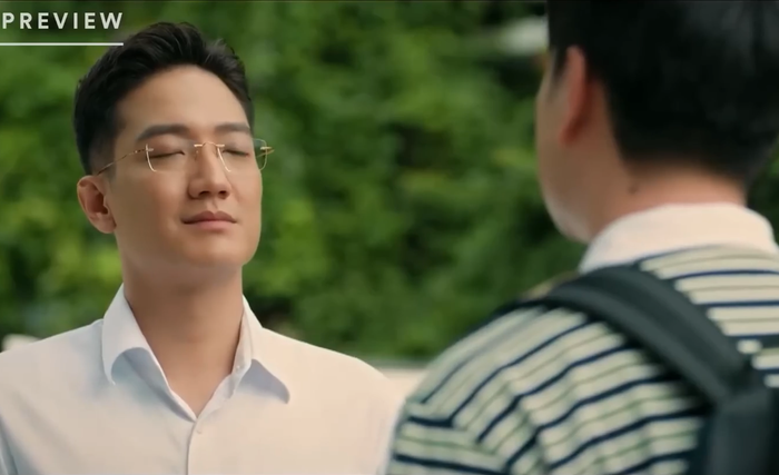 Đức tìm đến tận cơ quan Nghiêm yêu cầu chấm lại điểm thực tập cho Nga.