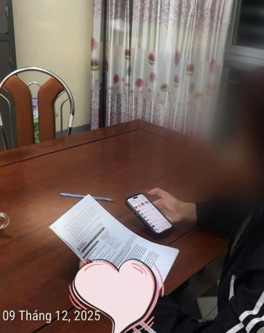 Dù chỉ nói chuyện với bạn trai doanh nhân qua mạng xã hội nhưng chị T. hết lòng tin tưởng. 