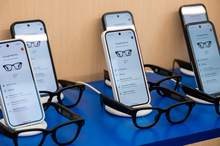 Hình ảnh kính Android XR trang bị trí tuệ nhân tạo Gemini, được trưng bày tại hội nghị các nhà phát triển I/O thường niên của Google ở ​​Mountain View. Ảnh: Getty Images