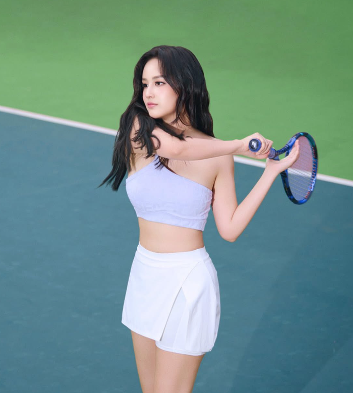 Tennis đã trở thành bộ môn gắn bó mật thiết với Mai Phương Thúy. Ảnh: FBNV