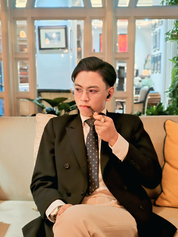 Món phụ kiện 1 triệu đồng gắn với hình ảnh 'Tổng tài' Nguyễn Văn Thiên Ảnh 2