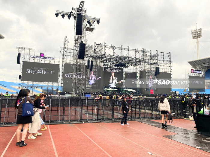 Công tác an ninh, hướng dẫn ở live concert Mỹ Tâm được thực hiện nghiêm túc.