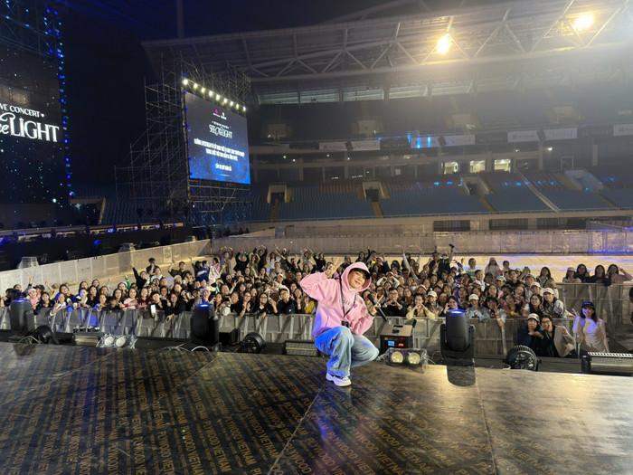 Live concert của Mỹ Tâm quy mô hơn 40.000 khán giả tại sân vận động Mỹ Đình (Ảnh: FBNV).