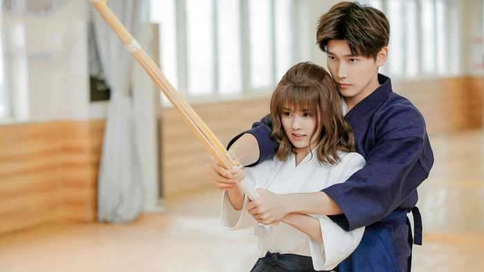 Dự án hiện đại giúp cô mở rộng hình ảnh sang dòng phim ngôn tình đô thị.