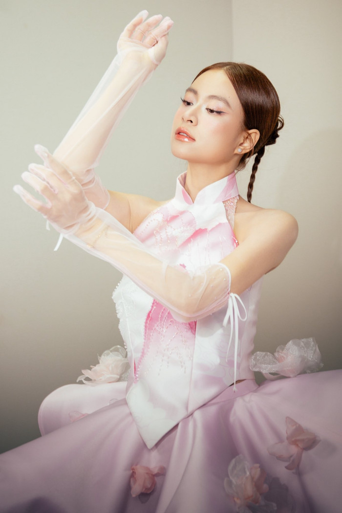 Sắp có 'tin vui' từ Hoàng Thùy Linh? Ảnh 5