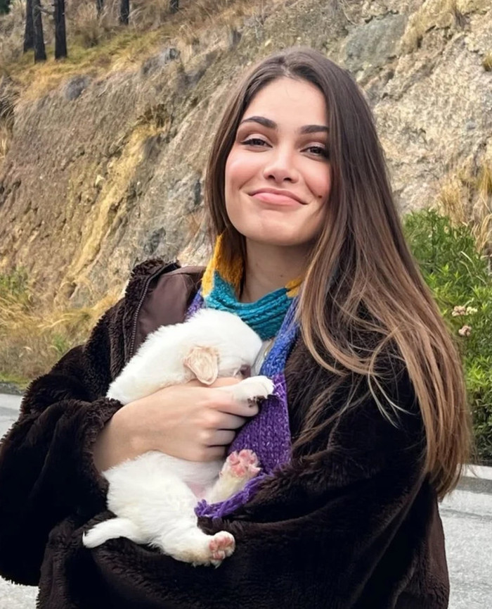 Hình ảnh đời thường của tân Hoa hậu.