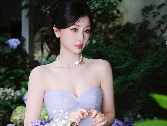 Ngu Thư Hân bị tố dùng quyền lực để lấn át truyền thông (Ảnh: Weibo).