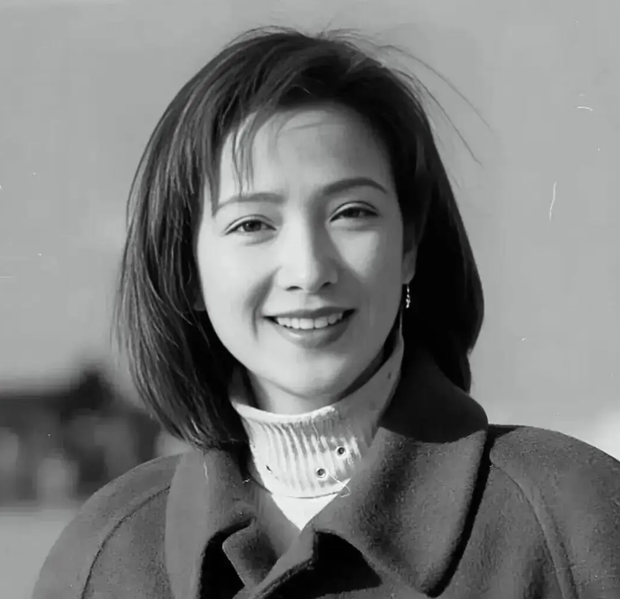 Mỹ nhân phim 'Tây Du Ký' Hà Tình đã qua đời ở tuổi 61, để lại niềm tiếc thương sâu sắc cho gia đình, bạn bè và khán giả.