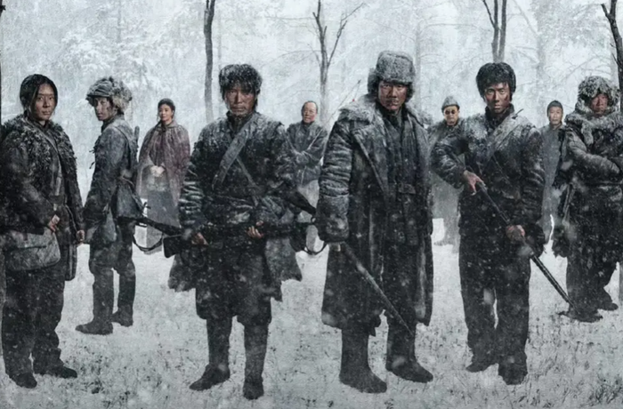 Tiểu đội hành quân trong tuyết