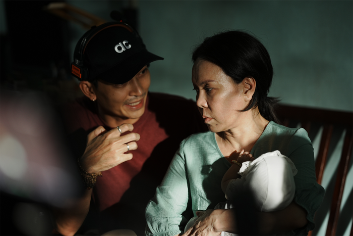 Khán giả lo lắng rằng Việt Hương sẽ đối mặt với áp lực vô cùng lớn sau thành công của Chị Dâu hay Cục Vàng Của Ngoại.