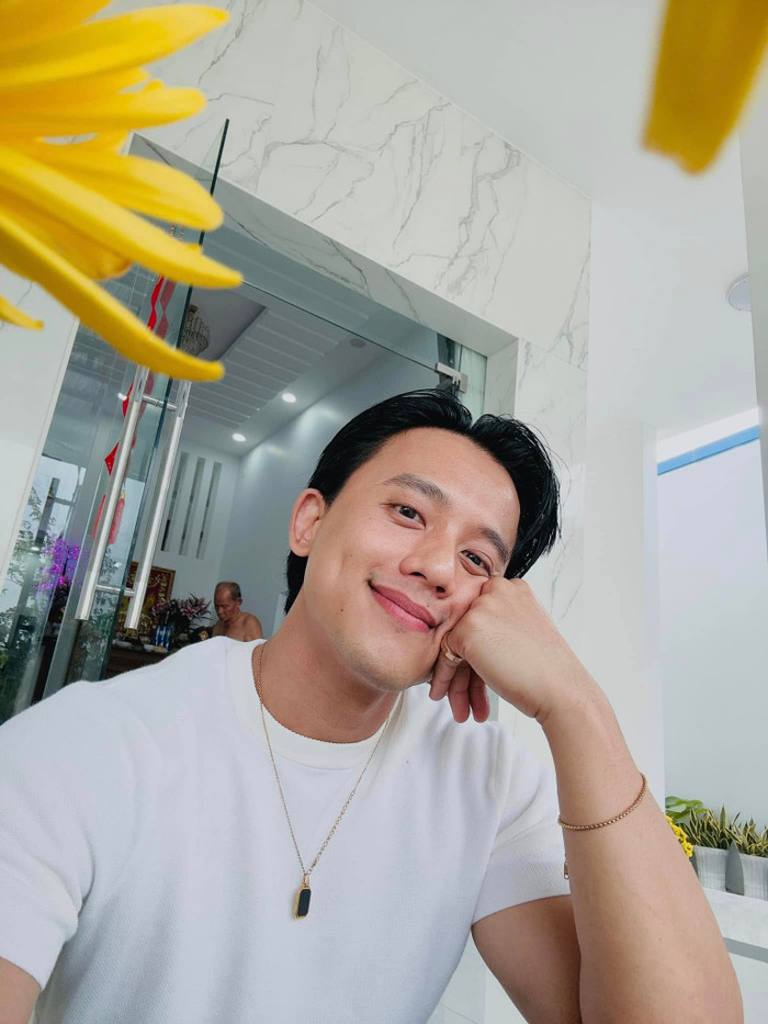 Mai Tài Phến nói vỏn vẹn 5 từ trên trang cá nhân sau khi được Mỹ Tâm công bố 'danh phận' (Ảnh: FBNV).